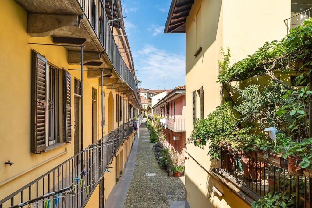 Navigli - Centro Vintage Apt - Movida&free Wifi Appartement
