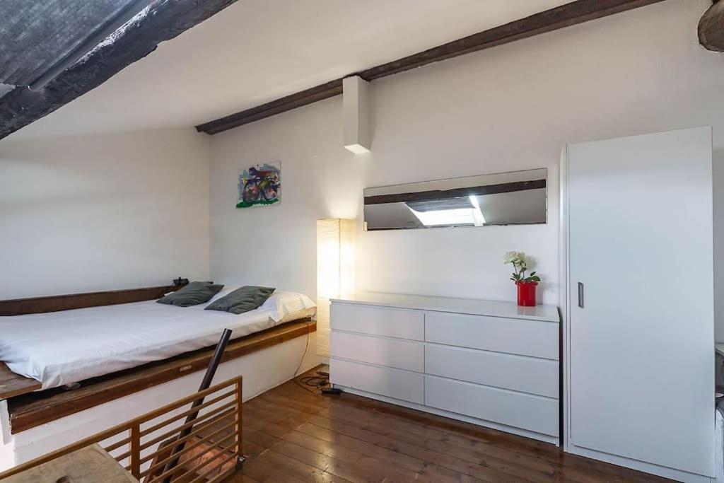 Navigli - Centro Vintage Apt - Movida&free Wifi *