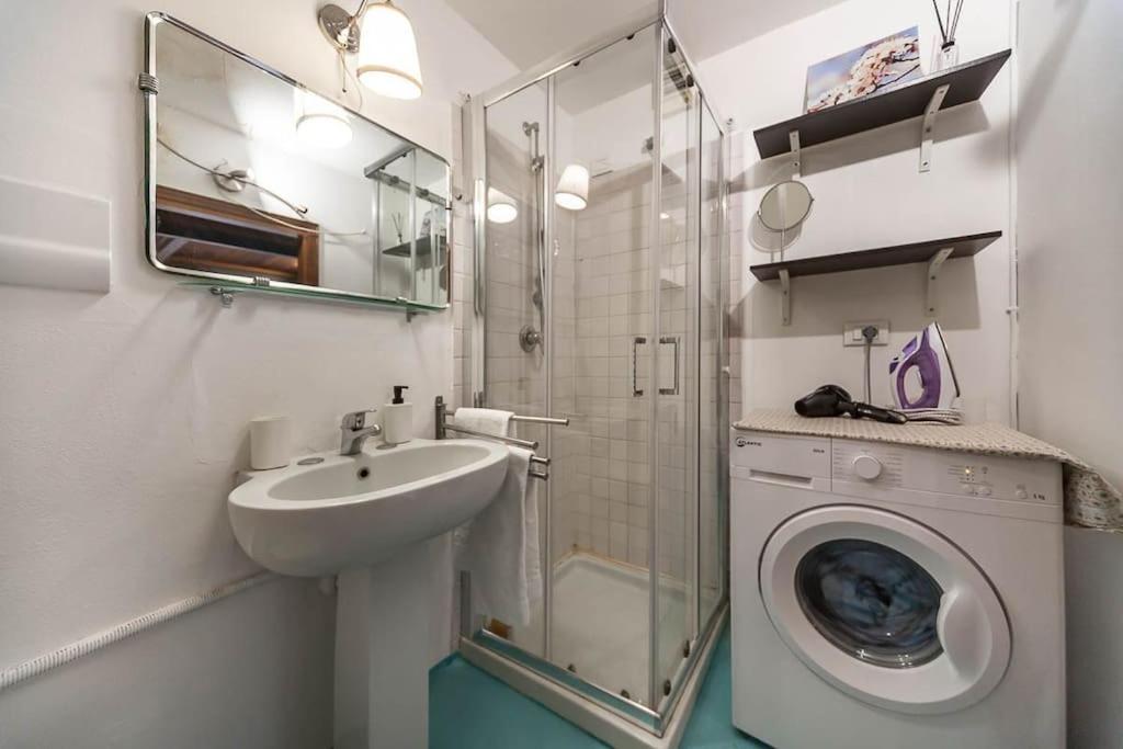 Navigli - Centro Vintage Apt - Movida&free Wifi * Milan